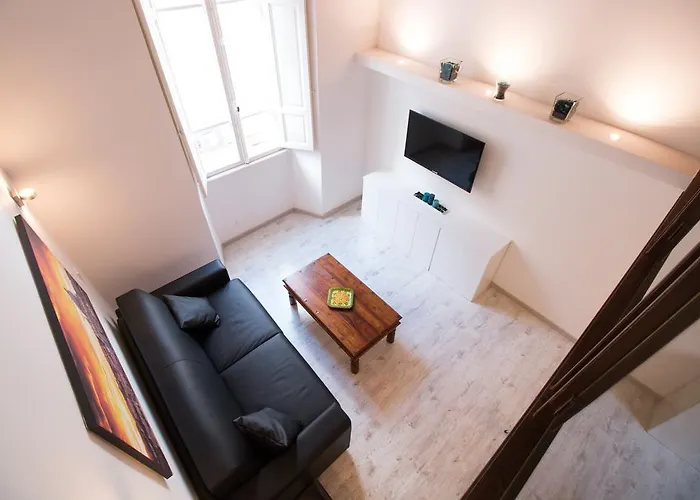 Апартаменты Inner House