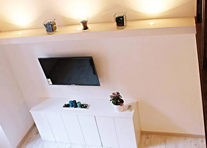 Inner House Апартаменты Рим
